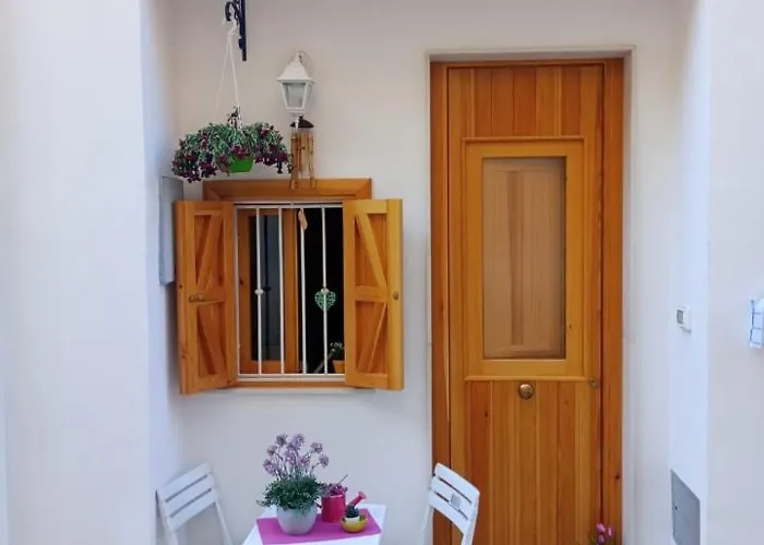 Residenza Ronna Razia